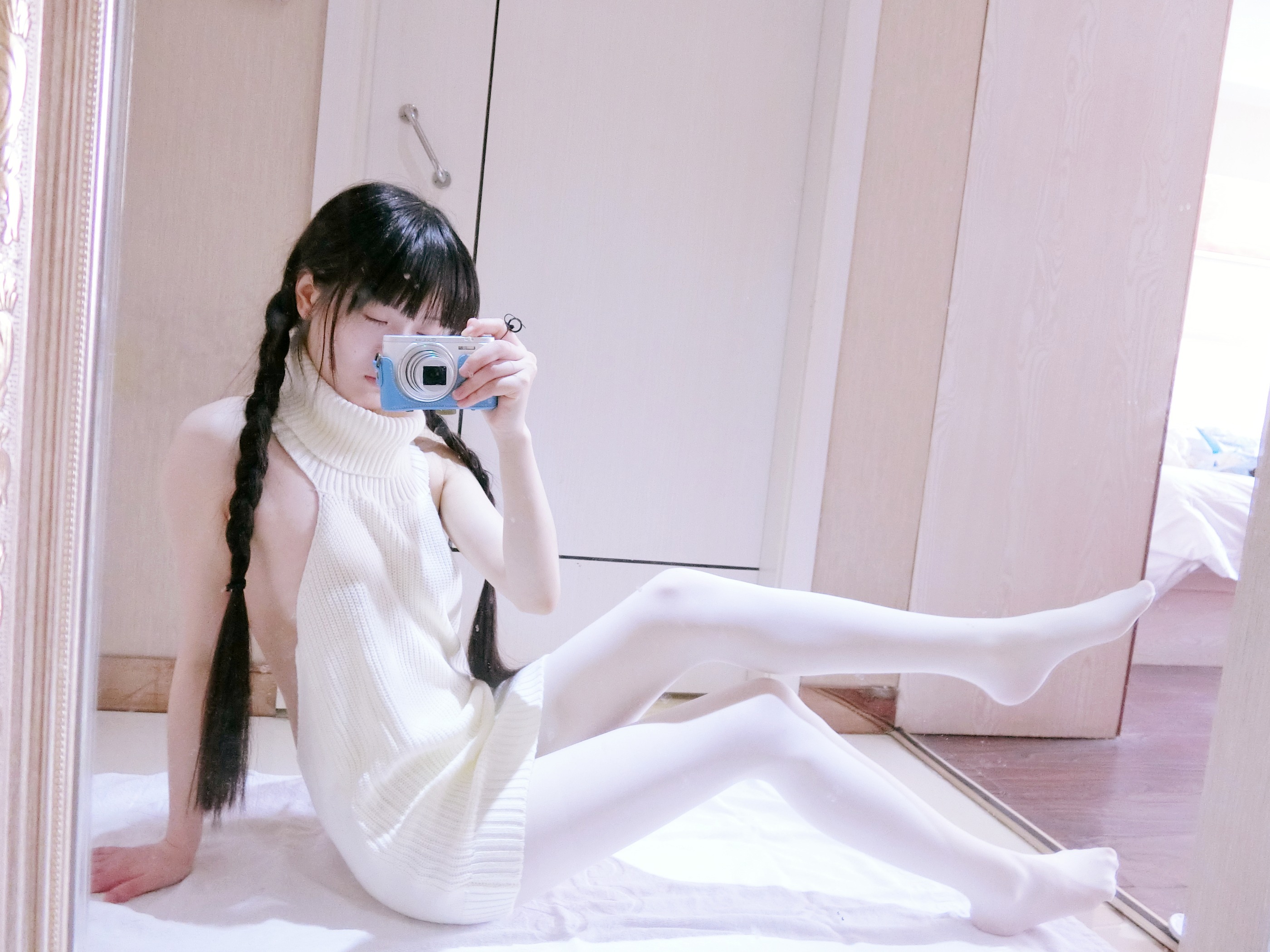 图片[1]-西尔酱_NO.020 露背毛衣 [77P]-XikXak